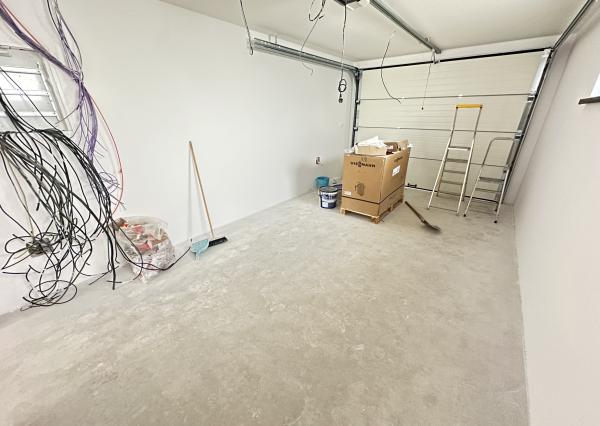 Moderná novostavba RD, pozemok 600m2, zastavaná plocha 179m2, garáž