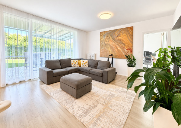 4-izbový byt, 115 m² + 348 m² pozemok, 2 terasy, 3 parkovacie miesta – Opoj