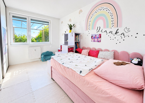 4-izbový byt, 115 m² + 348 m² pozemok, 2 terasy, 3 parkovacie miesta – Opoj
