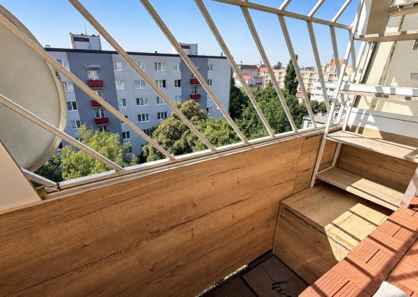 🏡 Na prenájom kompletne zariadený 2-izbový byt s loggiou – Špačinská cesta, Trnava