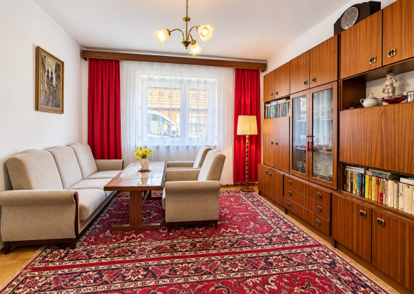 Rodinný dom na výbornej adrese | Trnava – Školská ulica | Pozemok 348 m²