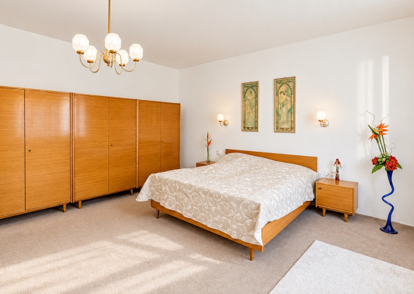 Rodinný dom na výbornej adrese | Trnava – Školská ulica | Pozemok 348 m²