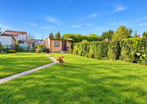 Rodinný dom na výbornej adrese | Trnava – Školská ulica | Pozemok 348 m²