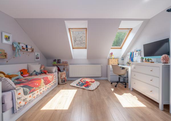 RODINNÝ DOM, 2x bytová jednotka, pozemok 1376m2, 8izieb, obec Vlčkovce