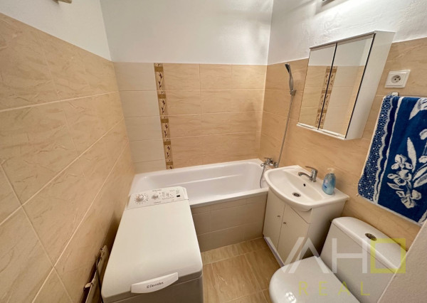 PRENÁJOM 1 izb. byt, prerobený, čiastočne zariadený, Hlboká ul. Trnava