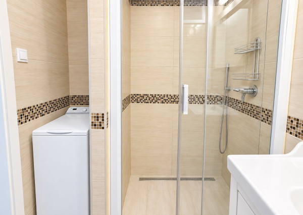 ŠTUDENTSKÁ UL. | Veľký 2i byt 59 m² + 10 m² pivnica