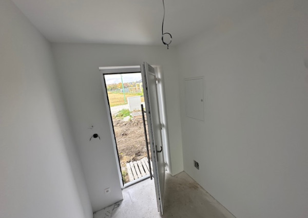 Predaj moderného rodinného domu v obci Červeník