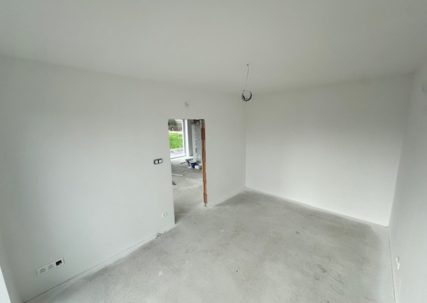 Predaj moderného rodinného domu v obci Červeník