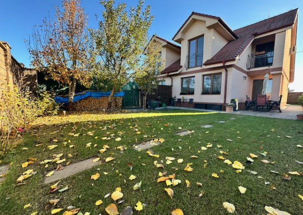 Vianočný bonus pre kupujúceho Moderný 4-izbový rodinný dom s garážou