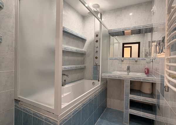 KRÁSNY VÝHĽAD - 3i byt v blízkosti centra Trnavy