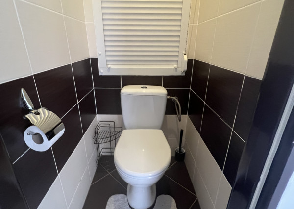 KOMPLETNE PREROBENÝ 3- izbový byt, Hlohovec