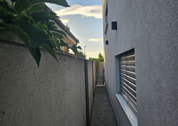 PREDAJ Moderný rodinný dom s premysleným dizajnom, nadštandardným vybavením Trnava – Dúhová ulica
