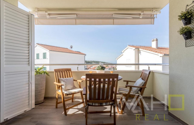 VAHOreal*NADŠTANDARDNÝ 3 izb. byt o rozlohe 64m2, TERASA, výhlad na more, CHORVÁTSKO