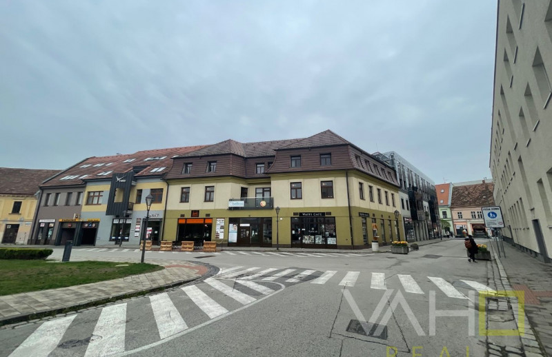 VAHOREAL* OBCHODNÉ PRIESTORI PRIAMO V CENTRE, výmera 106 m2,Hviezdoslavova, Trnava