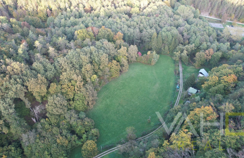 VAHOreal* JEDINEČNÁ PONUKA! POZEMOK v OV!! Výmera 3050m2, obec Dobrá Voda, chatová oblasť