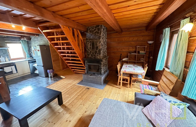 VAHOreal Romantický zrub s panoramatickým výhľadom – ideálne miesto na oddych aj celoročné bývanie