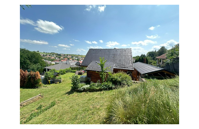 Romantický zrub s panoramatickým výhľadom - Horné Otrokovce