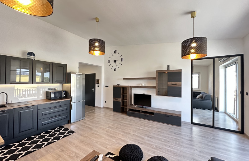 🏠 Prenájom – 2-izbový byt s veľkou terasou a parkovaním | Biely Kostol, 4 km od Trnavy