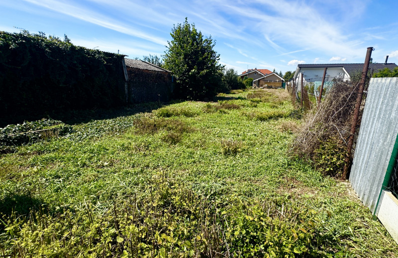 🏡 Stavebný pozemok 862 m² na predaj – Madunice, okres Hlohovec