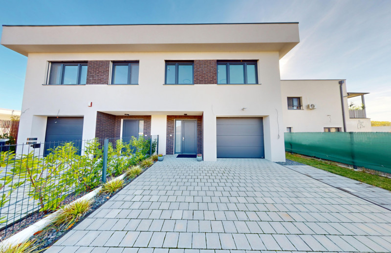 VAHOreal* NOVÁ CENA!! KRÁSNA ŠTVRŤ NOVÝCH RD, 5izb. dom, garáž, Kamenná cesta, Trnava