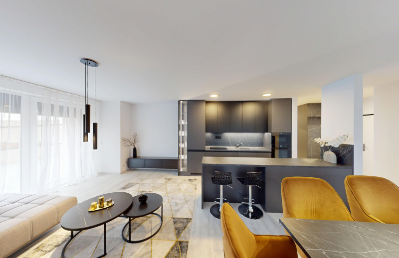 NA PREDAJ ! Luxusný 4 - izbový byt s neuveriteľnou 87m² terasou!