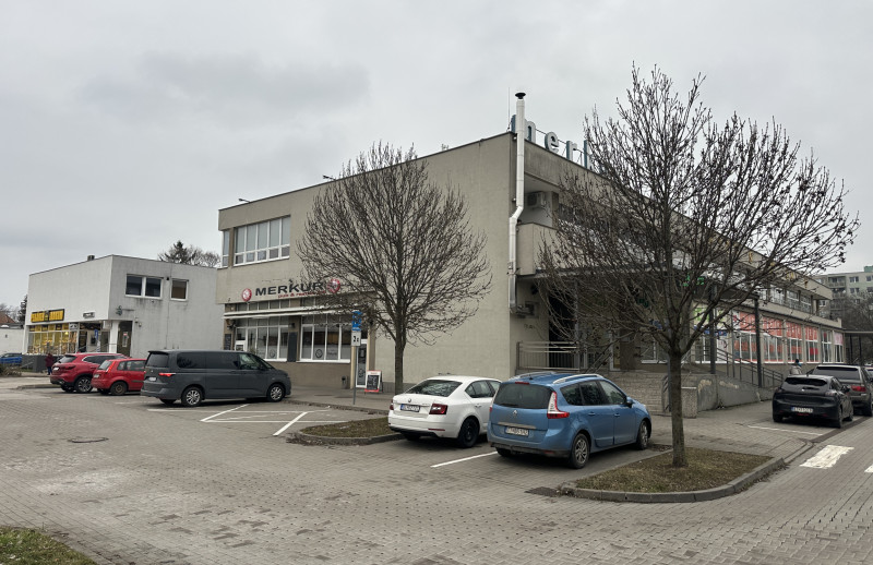 Na predaj nebytový priestor, 40m2, pri OC Merkur, T. Vansovej