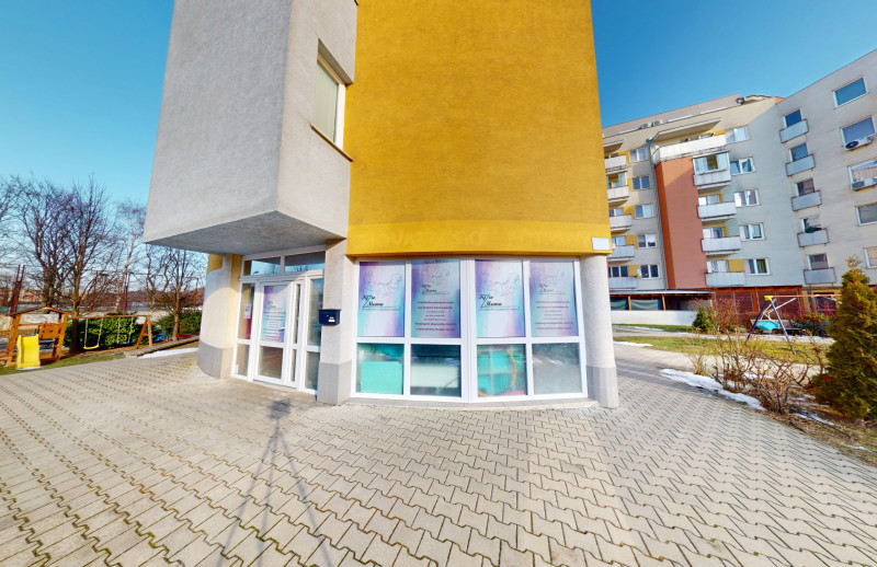 Na Predaj Obchodný/Nebytový priestor - Trnava, 60m2, Koniarekova