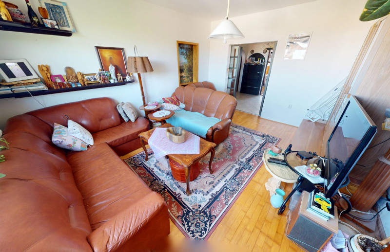Exkluzívne!! NA PREDAJ 3izb. BYT, 70m2, Devínska Nová Ves,  čiastočná rekonštrukcia, 3D
