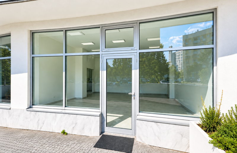 ,,znižená cena ,,Obchodný priestor Piešťany centrum – ideálne pre biznis