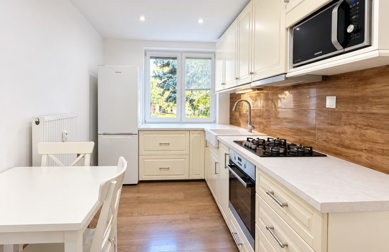 ŠTUDENTSKÁ UL. | Veľký 2i byt 59 m² + 10 m² pivnica