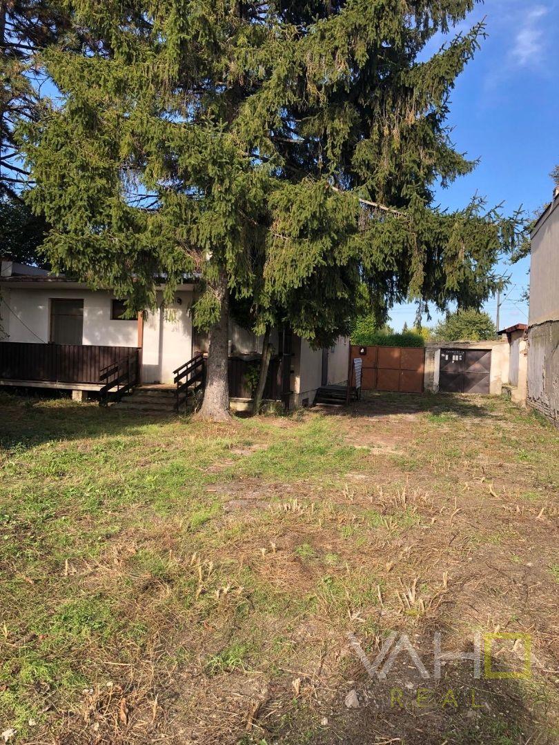 VAHOreal*Pôvodný 3 izb. RD pozemok 593m2, Vrakúňa, Na Piesku