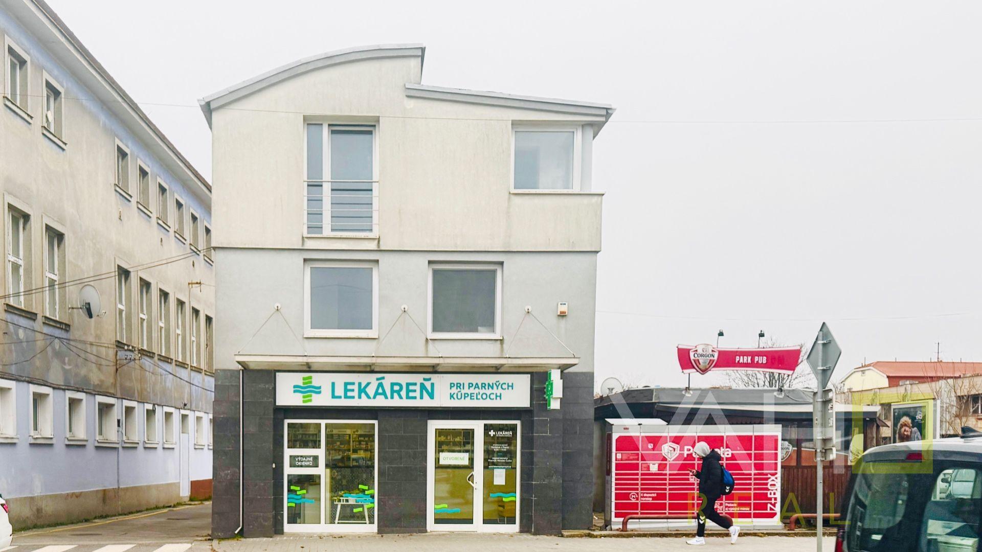 PRENÁJOM KANCELÁRSKYCH PRIESTOROV, 16m2 v lukratívnej časti Trnavy