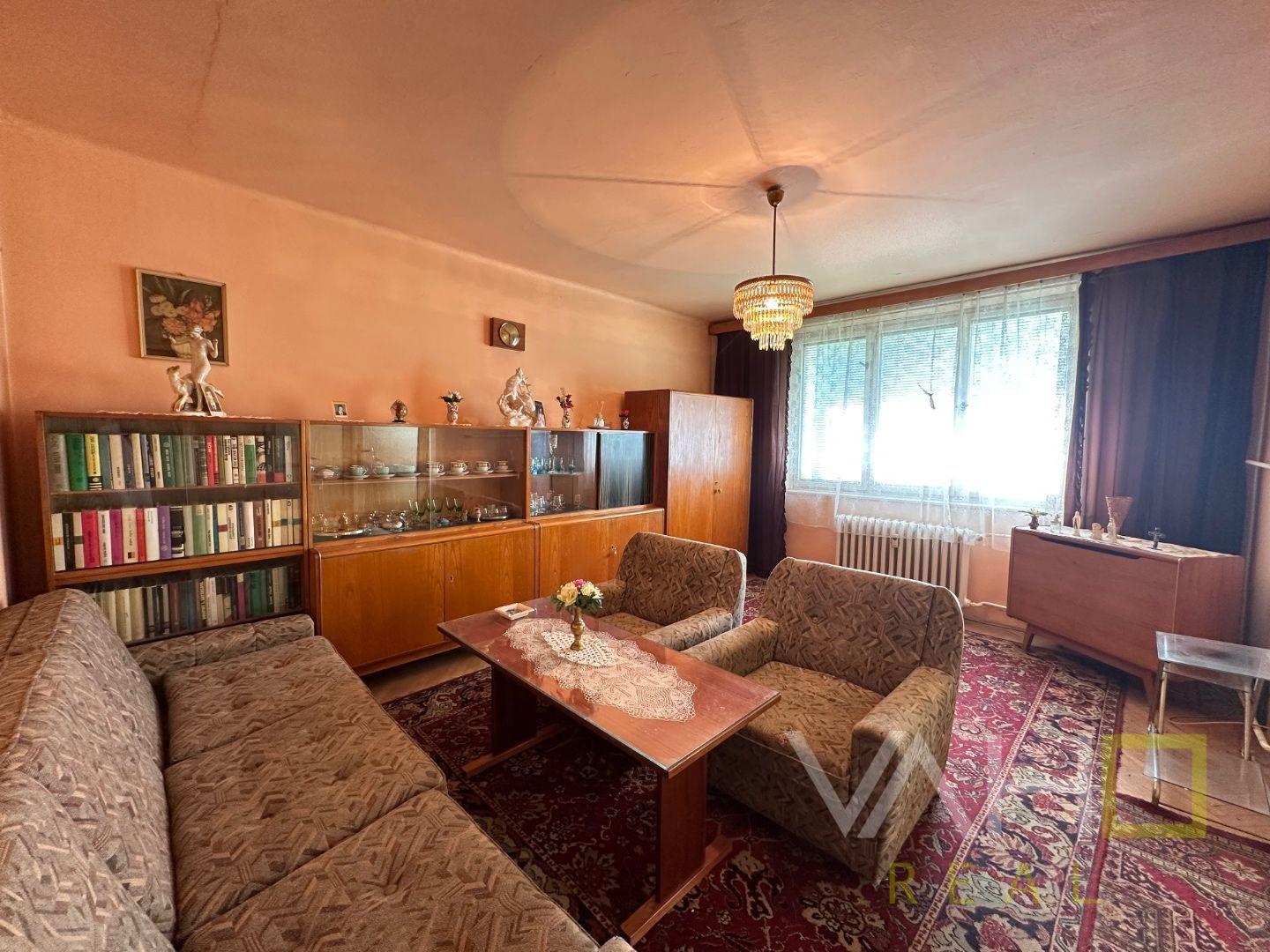 PREDANÉ !  3-izbový byt ideálny na rekonštrukciu podľa vašich predstáv, G. Dusíka