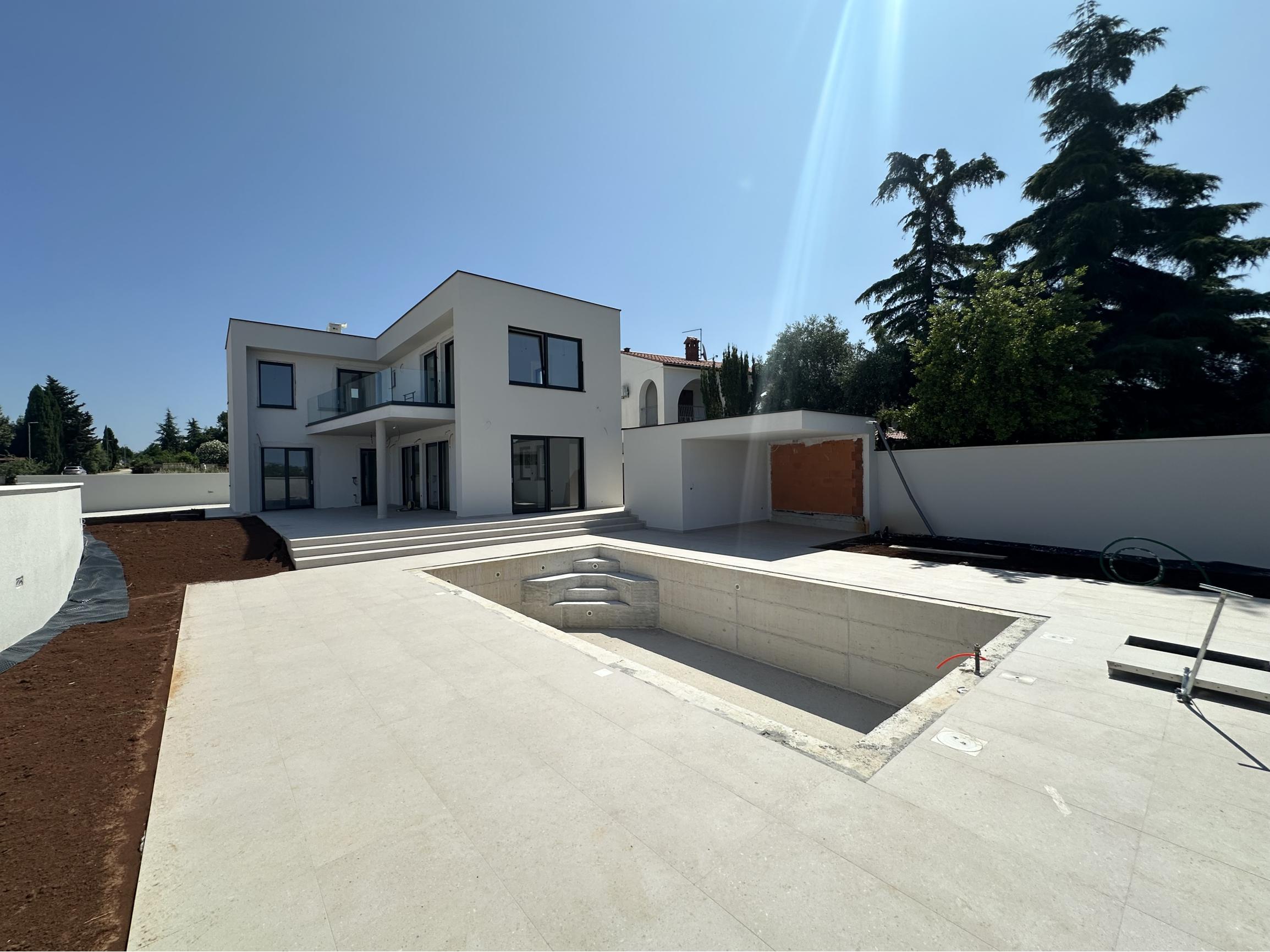 EXKLUZÍVNE IBA u NÁS!! 4 LUXUSNÉ RD s BAZÉNOM v CHORVÁTSKU