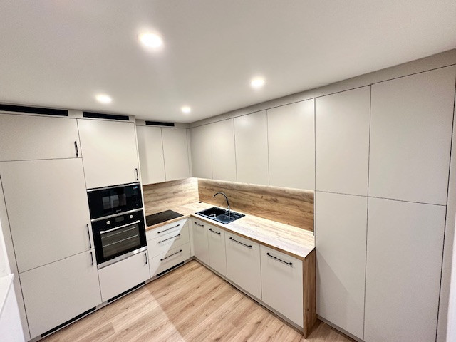 ,,PREDANÉ ,,PREDAJ  4 izb. bytu v Piešťanoch