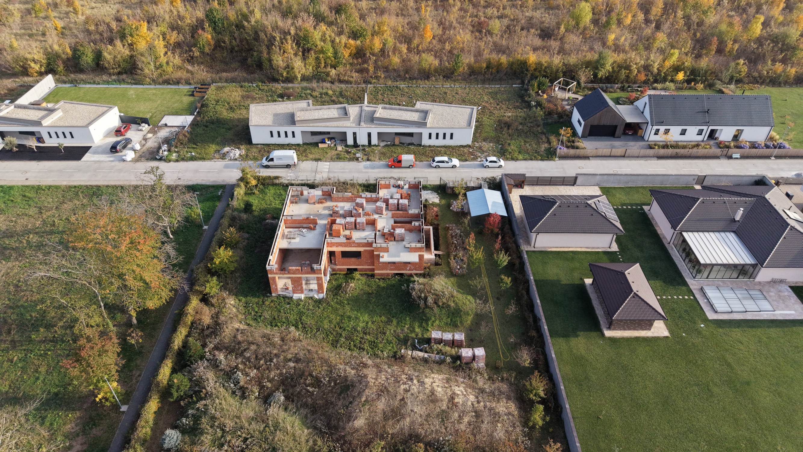 Rozostavaný RD na JEDINEČNOM POZEMKU s výmerou až 2100m2, Kamenná cesta Trnava
