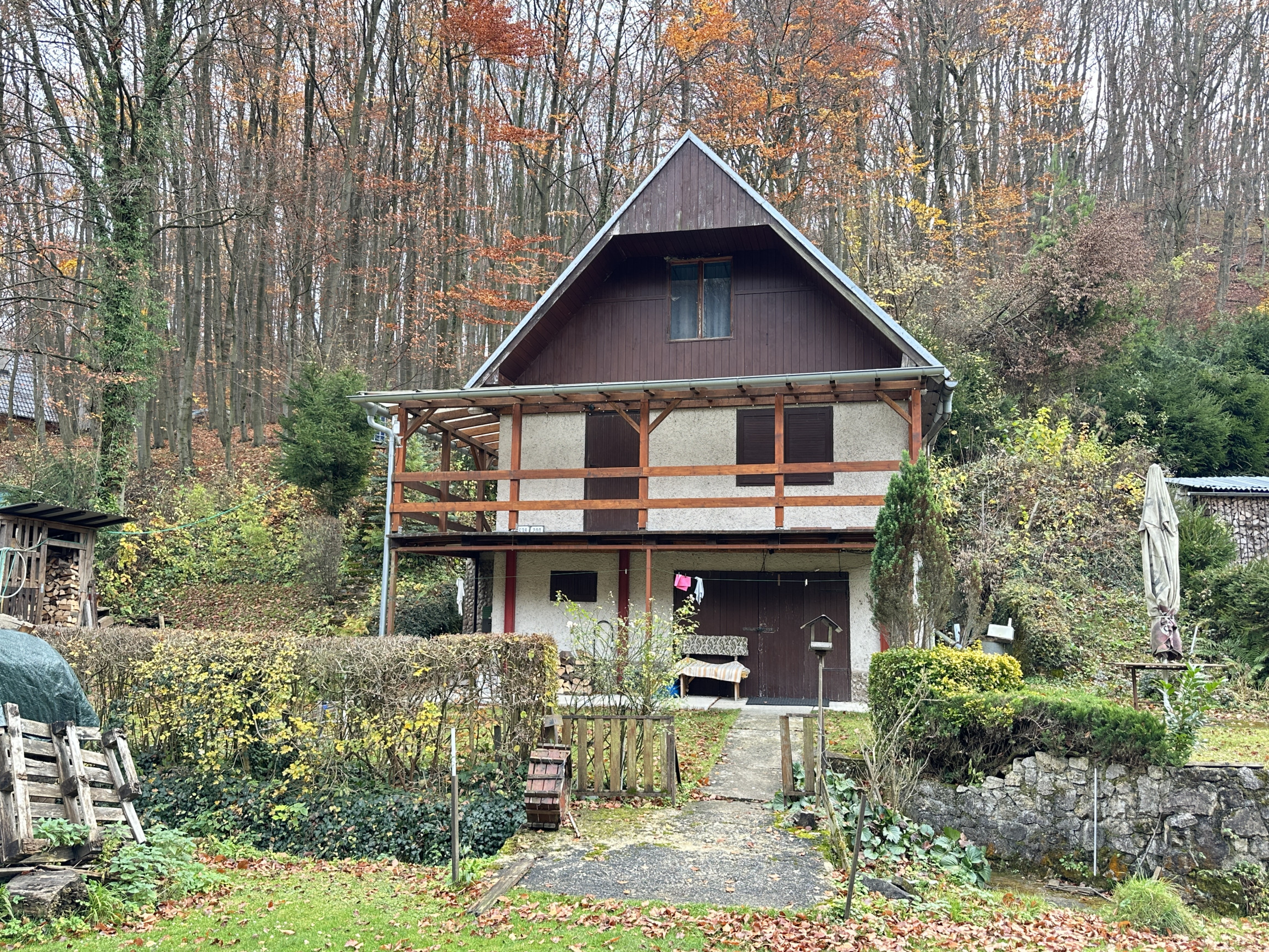 REKREAČNÁ CHATA NA PREDAJ, úžitková plocha 90m2, vlastný pozemok 600m2, celoročne obývateľná, BUKOVÁ, Sokolské chaty, TREBA VIDIEŤ!!!