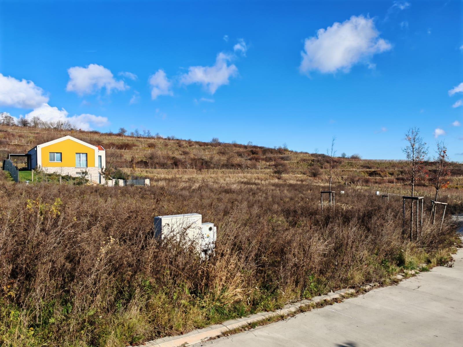 PREDAJ Stavebný pozemok Modra, Harmónia - Vesťáková horáreň