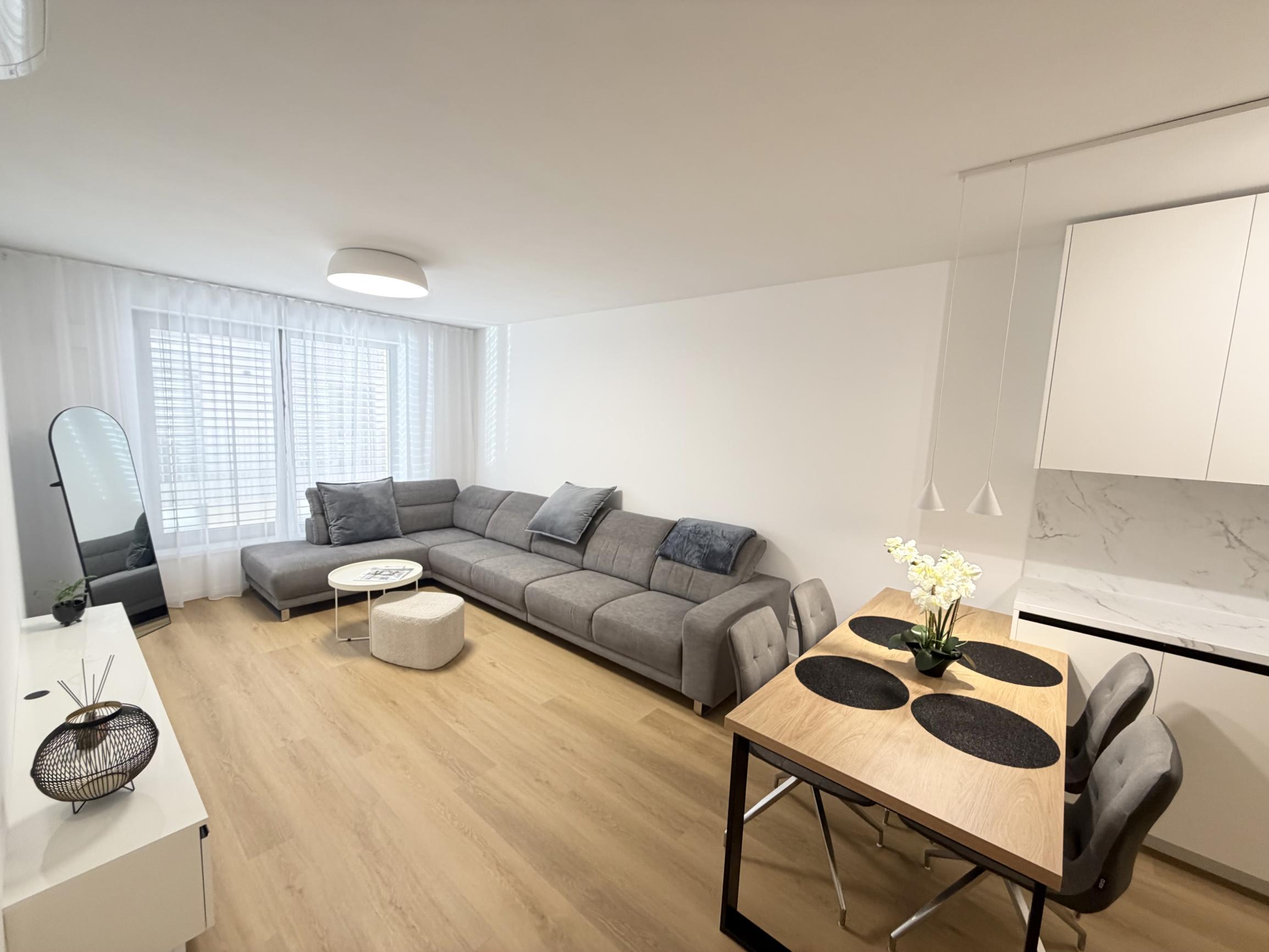 NA PRENÁJOM – 2-izbový štýlový byt v Rezidencii Hviezdoslavova, centrum Trnavy