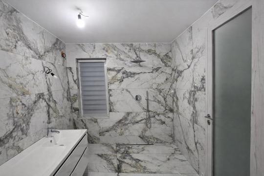 PREDAJ Výnimočný 2-izbový byt s predzáhradkou priamo pri golfovom ihrisku – Hrubá Borša