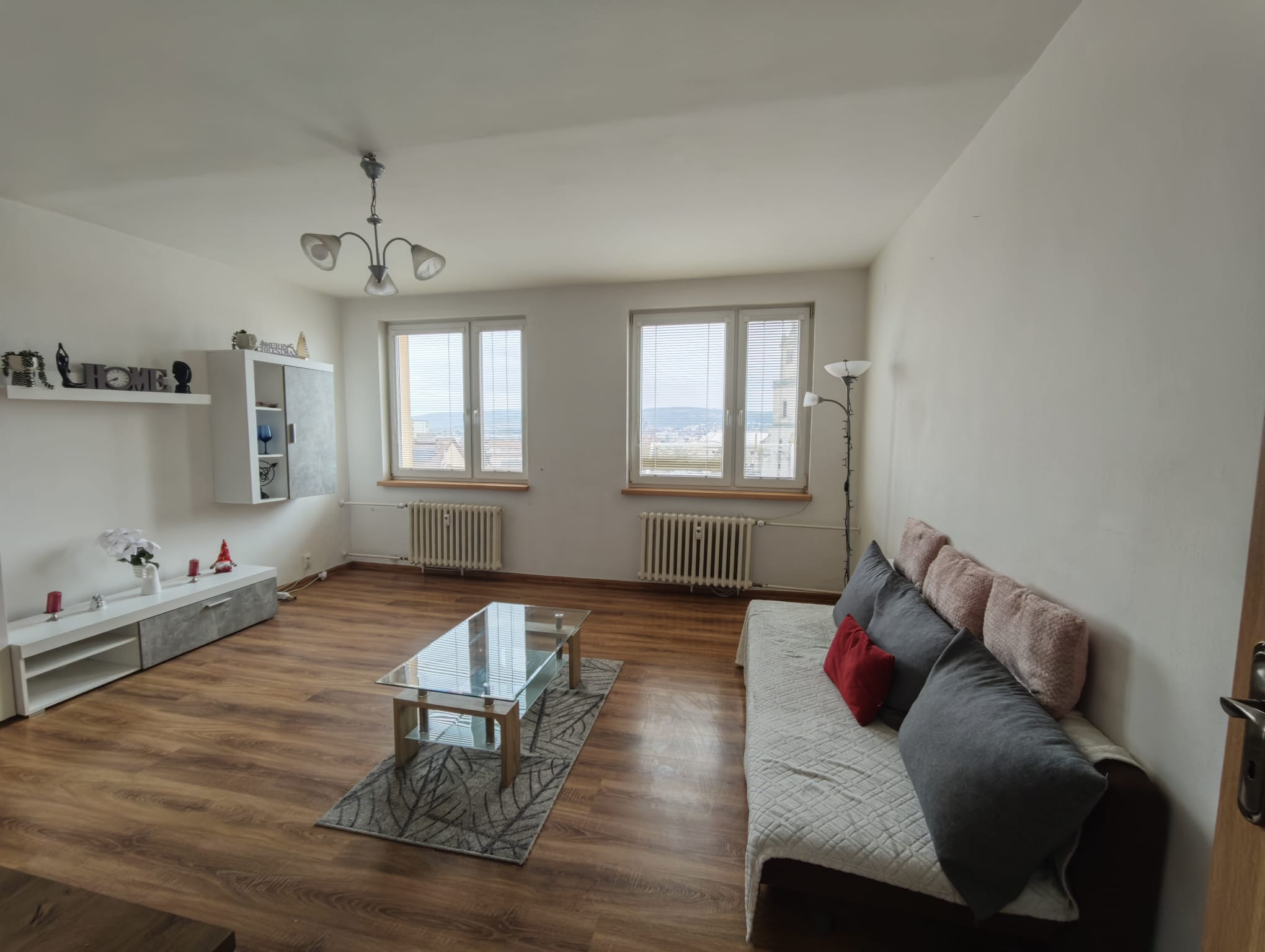 2-i byt, kompletne zariadený, nádherný výhľad, Hlohovec