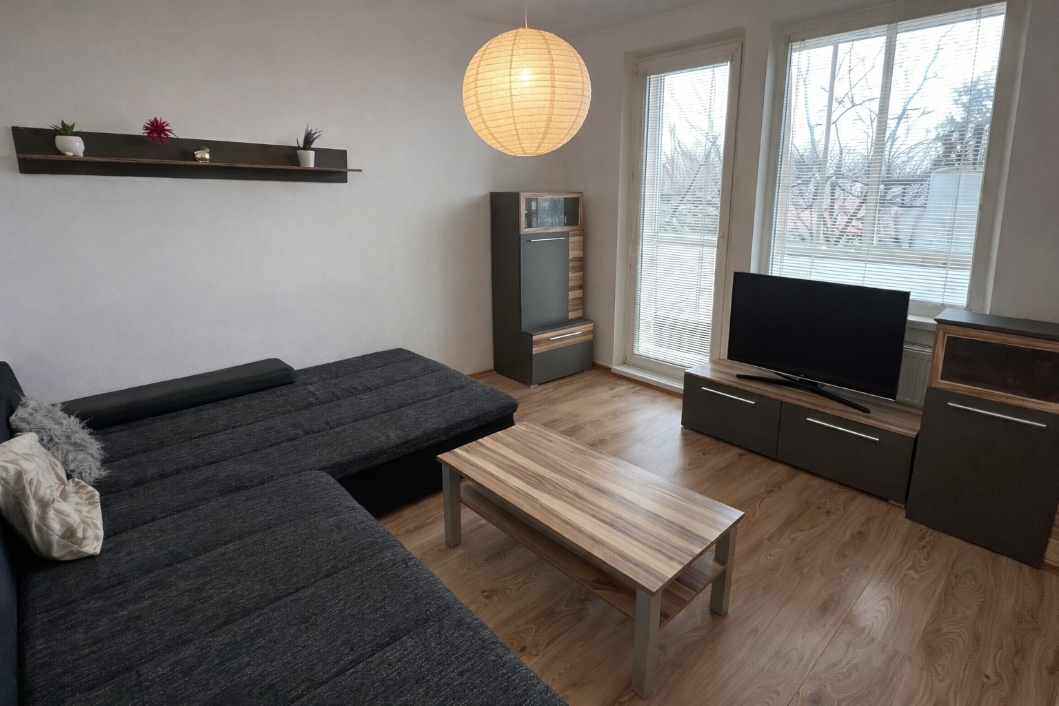 NA PREDAJ! 2-izbový byt, hotová investícia s nájomníkmi, Koniarekova