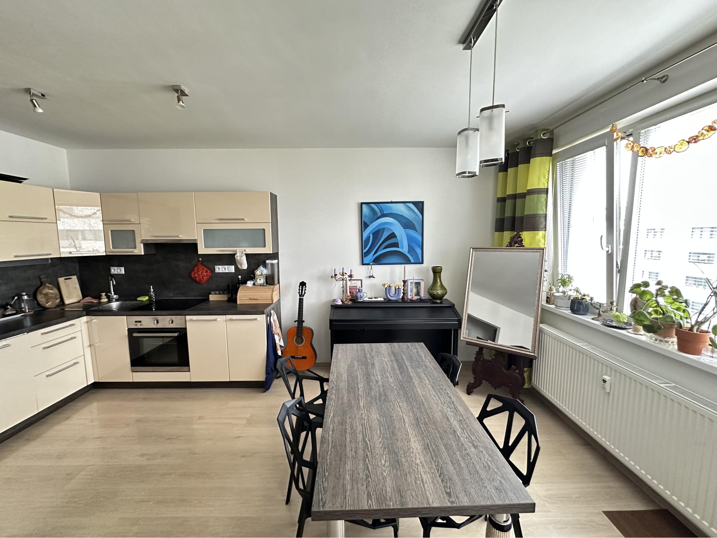 PRIESTRANÝ 2 izb. byt s parkovaním v NOVOSTAVBE, Arboria