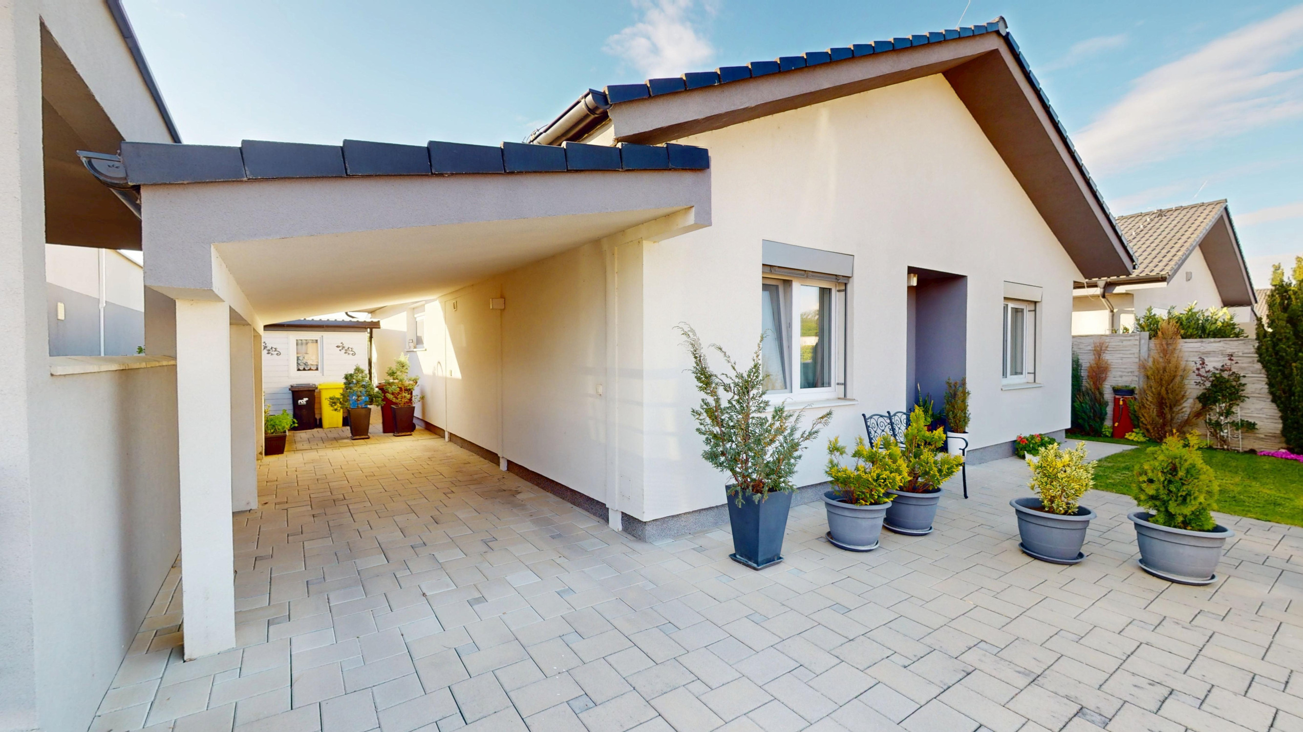 EXKLUZÍVNE!!! Na Predaj RD s prístreškom - Trnava, Williama Schiffera, 136m2, Kamenný mlyn, pozemok 447m2