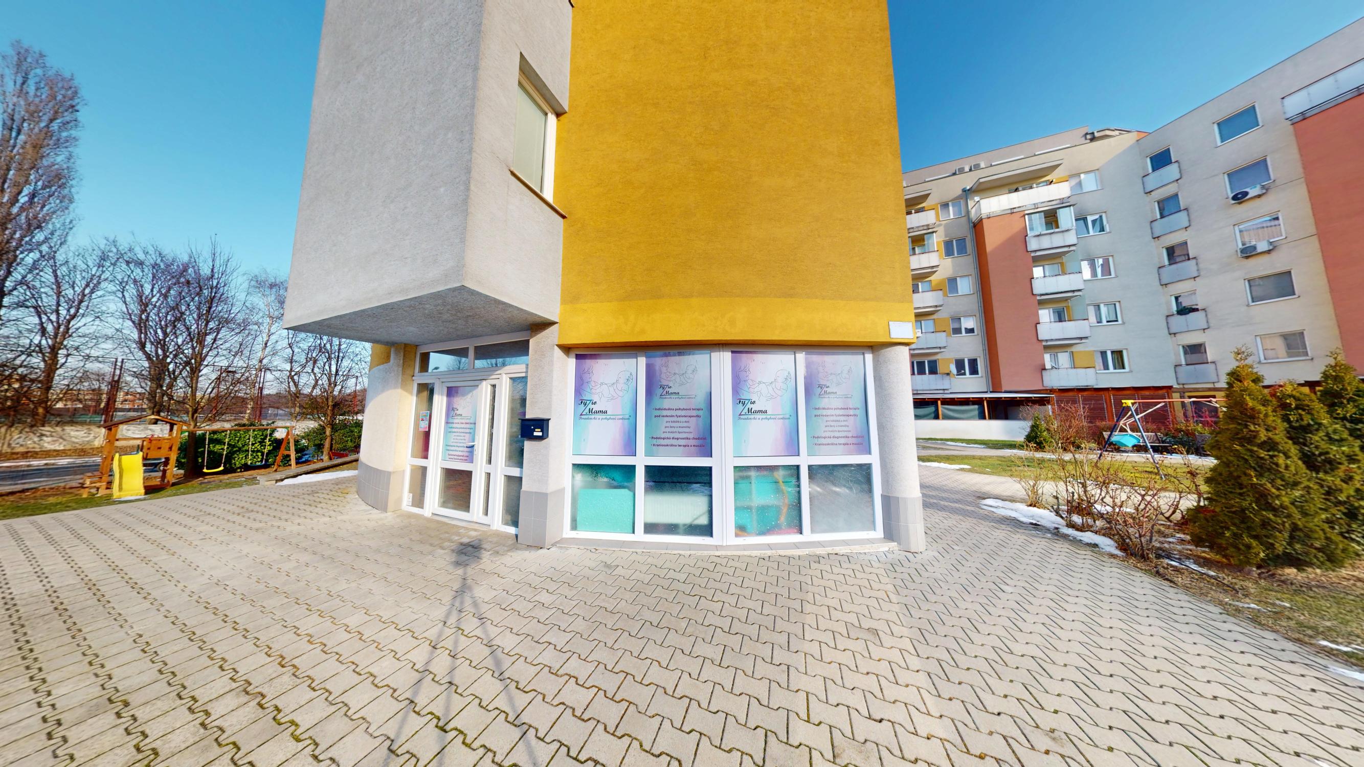 Na Predaj Obchodný/Nebytový priestor - Trnava, 60m2, Koniarekova