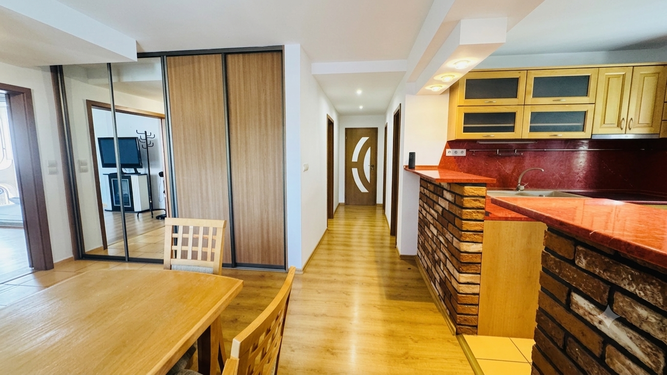 Na prenájom: 4-izbový byt (100 m²) s dvoma loggiami na Vajanského ulici v Trnave