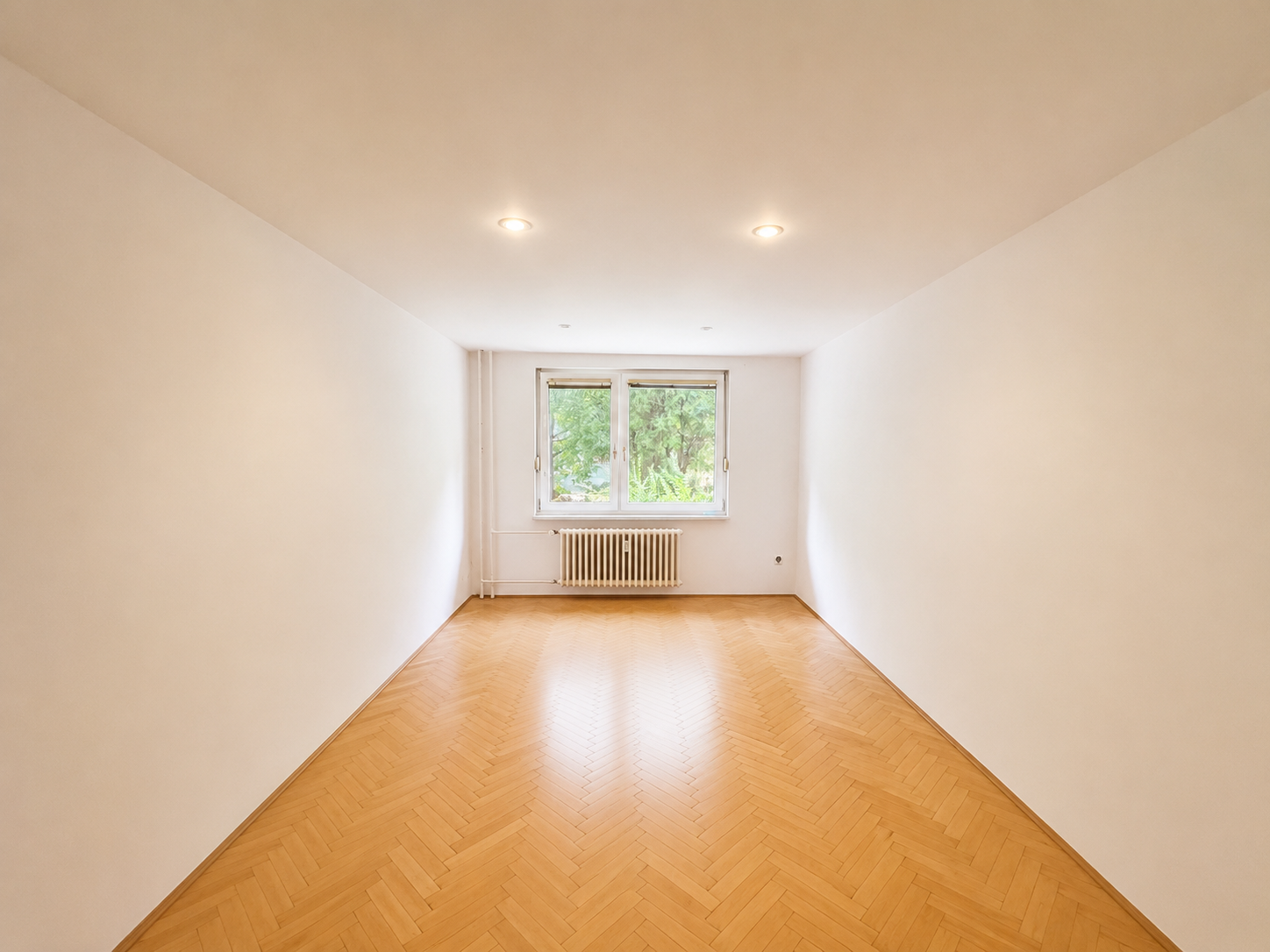 ZNÍŽENÁ CENA!!! 3-IZBOVÝ BYT 65 m² | 3 NEPRIECHODNÉ IZBY | PARK JANKA KRÁĽA | TRNAVA
